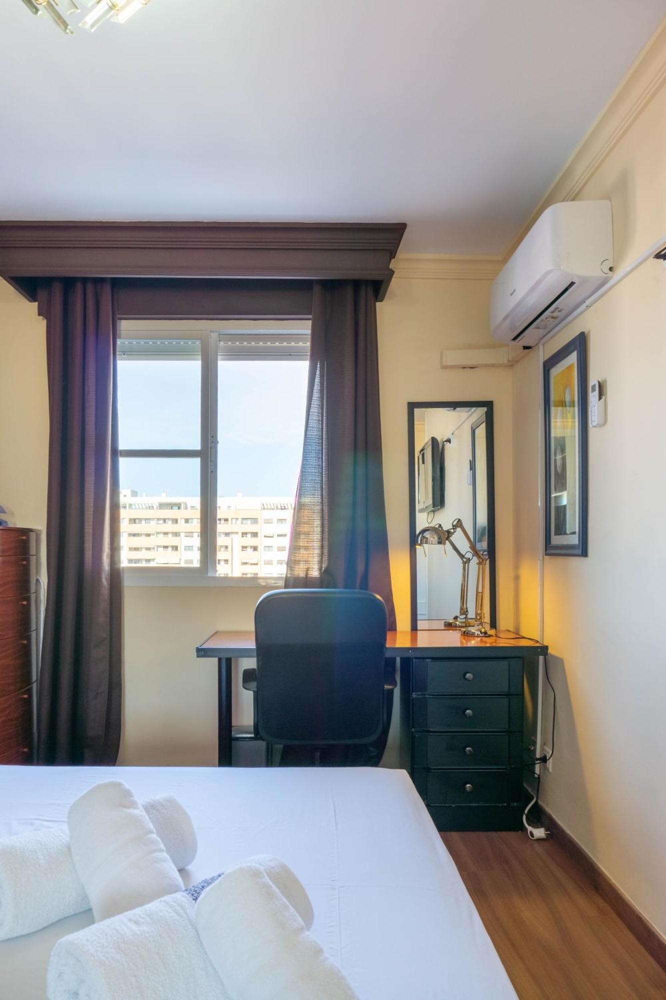 Apartment Aconte Malaga Exterior photo
